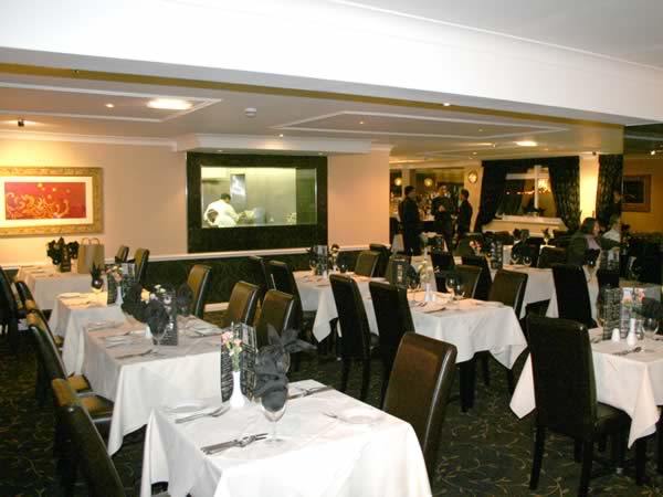 Nawaab Restaurant Tong